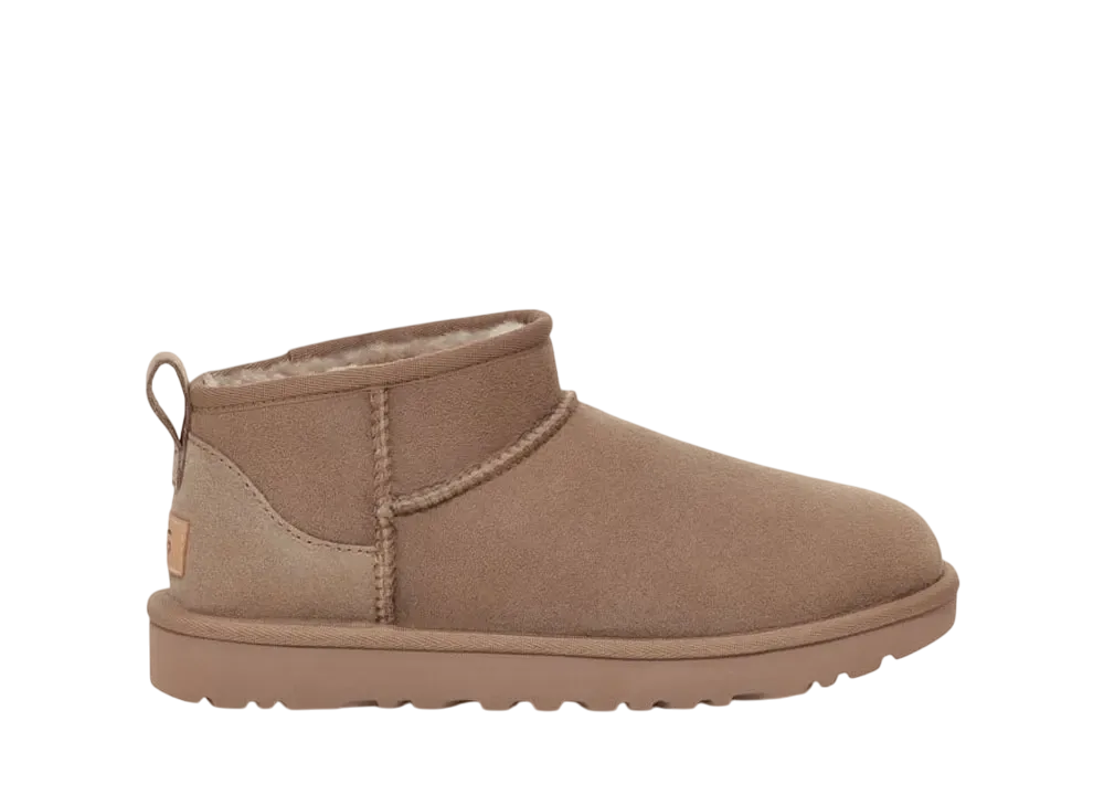 アグ ウィメンズ クラシック ウルトラ ミニ "カリブー"