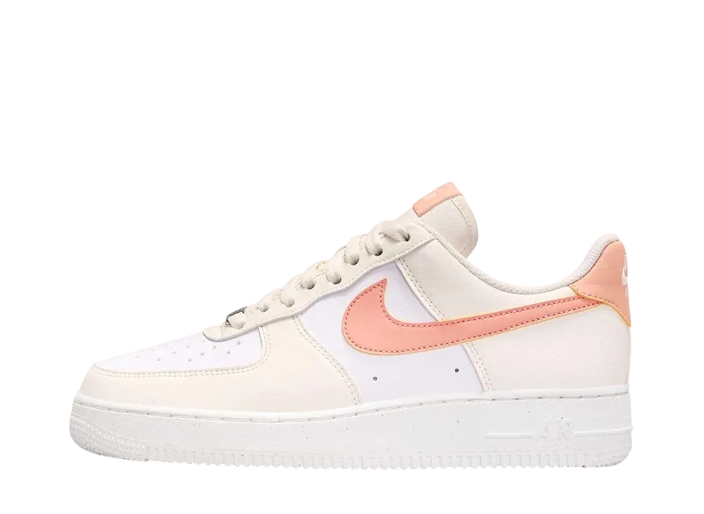 ナイキ ウィメンズ エアフォース1 ロー ネクストネイチャー "ペールアイボリー/アプリコットアガット/ホワイト/セイル"