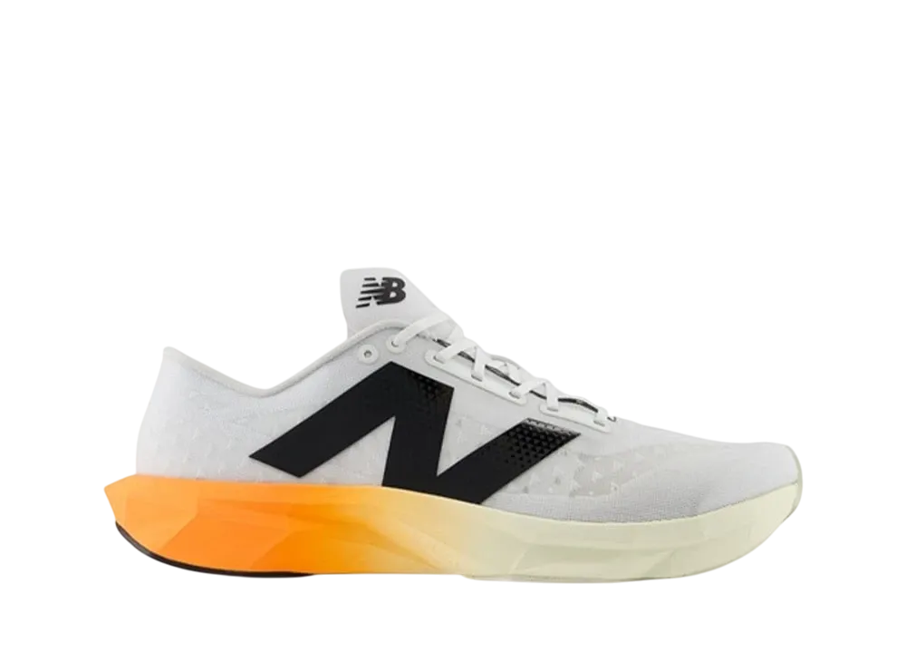 ニューバランス フューエルセル パルス V1 "ホワイト/オレンジ"