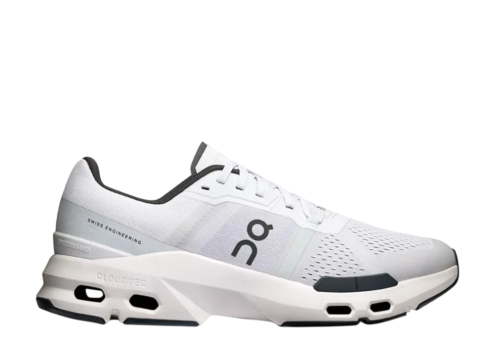 On Cloudpulse "Wolf/Black"