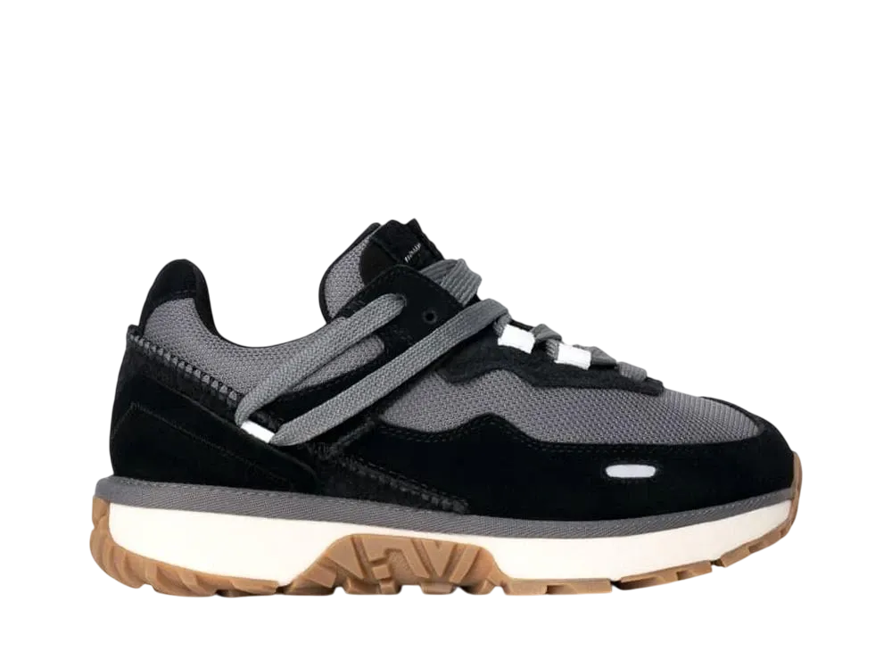 アグ ウィメンズ レトロファイ ロー "ブラック"