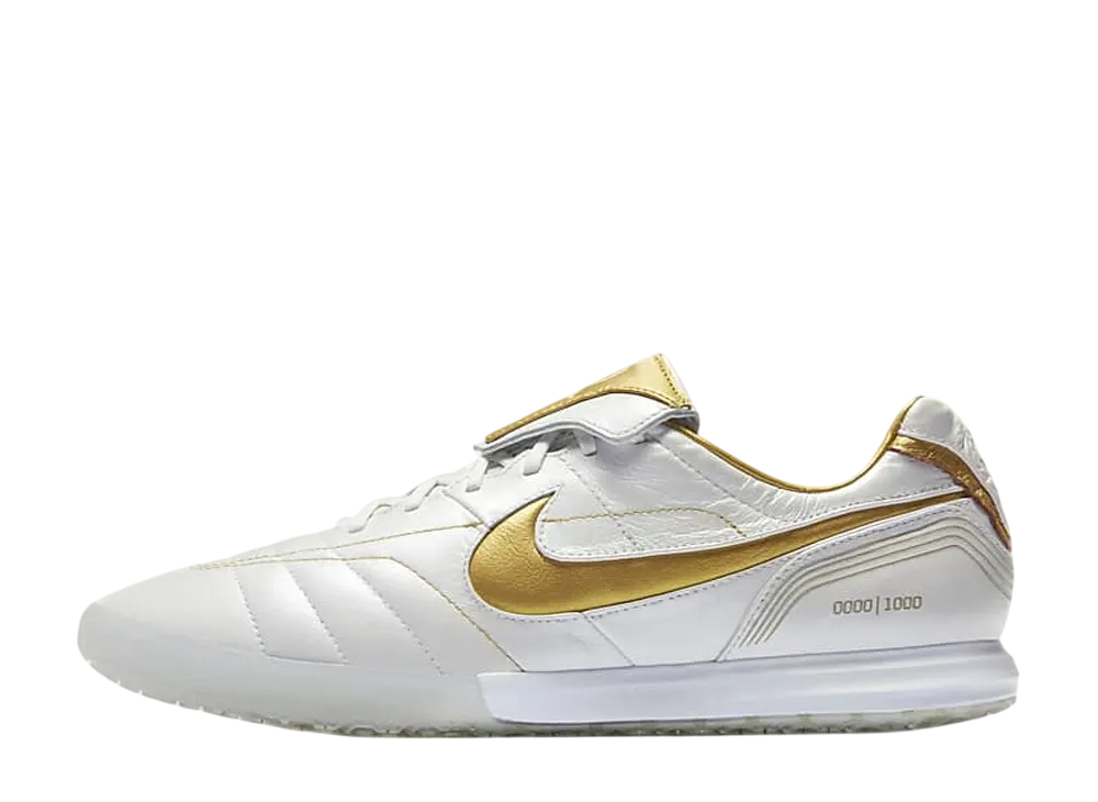 ナイキ ルナ レジェンド7 エリート IC 10R "メタリックゴールド/サミットホワイト"