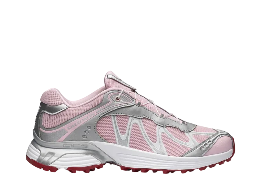 1/30発売|Sandy Liang × Salomon XT-Whisper 1/30発売|Sandy Liang × Salomon XT-Whisper