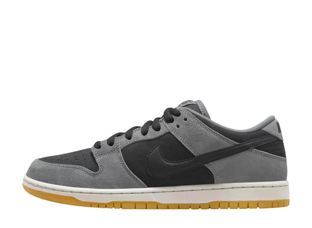 Nike SB Dunk Low Pro "Black and Smoke Grey"