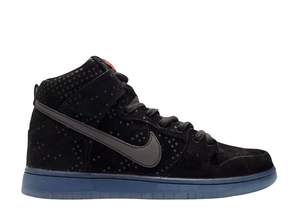 ナイキ ダンク ハイ "ブラック/ブラック/クリア"