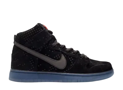 ナイキ ダンク ハイ "ブラック/ブラック/クリア"