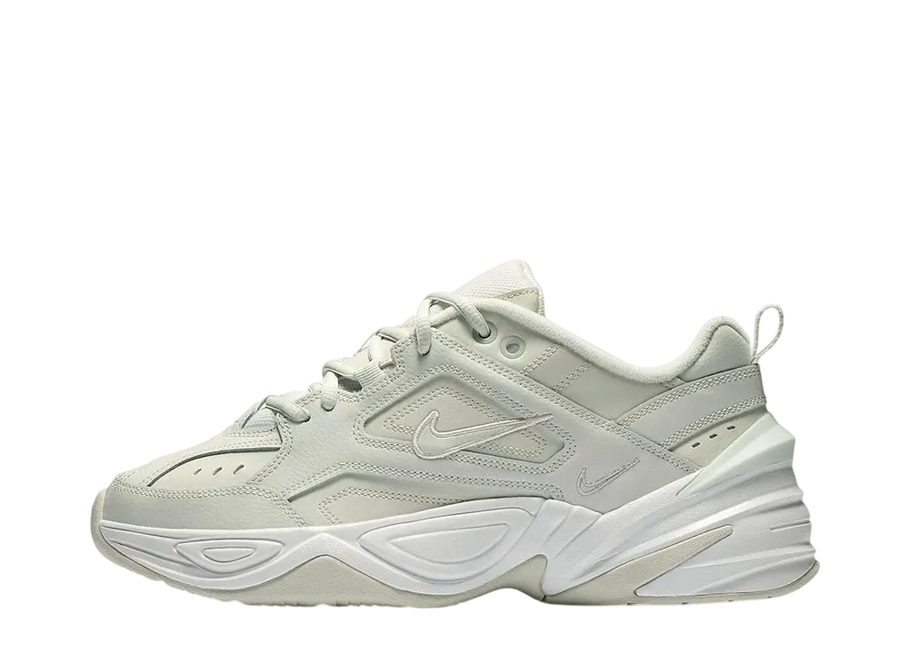 ナイキ ウィメンズ エムツーケー テクノ "スプルースオーラ/セイル/サミットホワイト/スプルースオーラ"