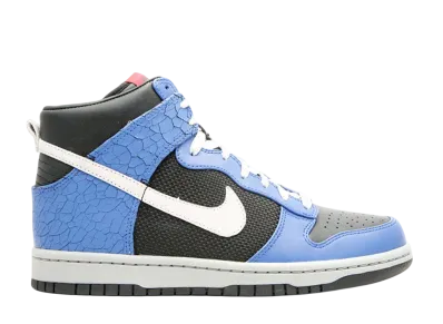 ナイキ ダンク ハイ プレミアム "ブラック/ニュートラルグレー/バーシティロイヤル"