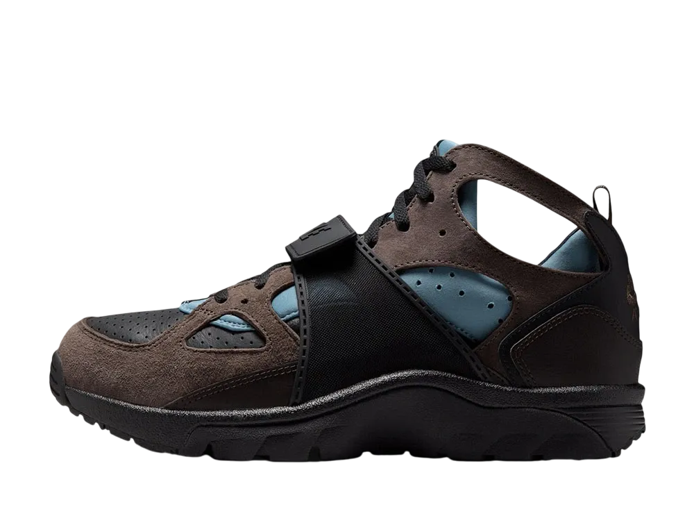 ナイキ エアトレーナー ハラチ "コーヒーブラウン/ライトブルー"