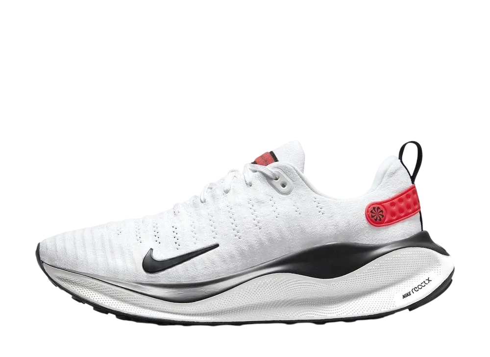 ナイキ インフィニティラン4 "ホワイト/プラチナティント/ライトクリムゾン/ベルベットブラウン"