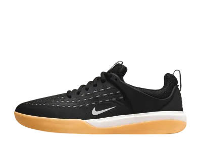 Nike SB Zoom Nyjah 3 "Black/Black/White/Gum"