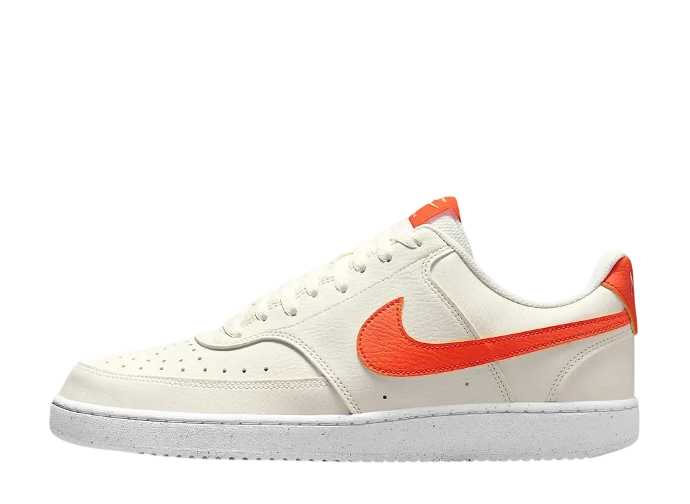 ナイキ コートビジョン ロー ネクストネイチャー "セイル/ホワイト/セーフティオレンジ"