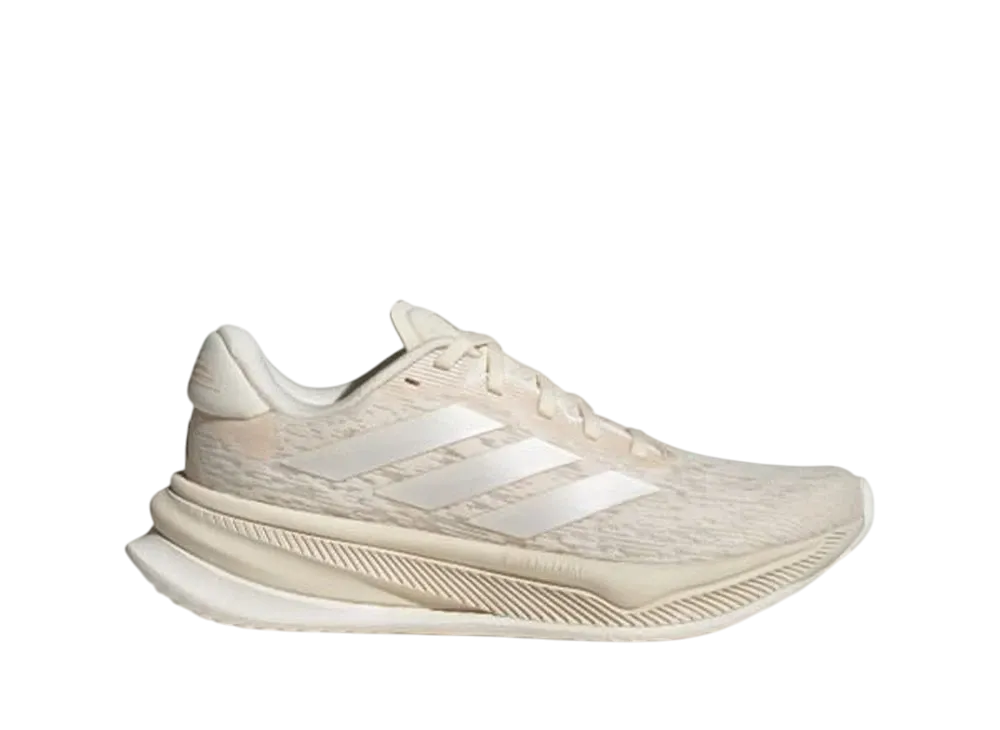 アディダス ウィメンズ スーパーノヴァ コンフォートグライド ランニング "ワンダーホワイト/ゼロメタリック/チョークホワイト"