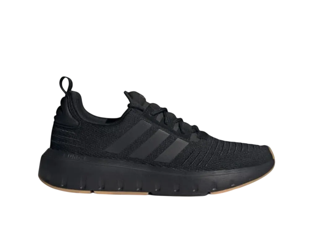 アディダス スウィフト ラン "コアブラック/ガム"