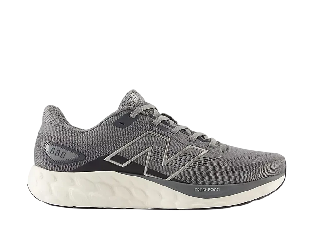 ニューバランス フレッシュフォーム 680V8 "ハーバーグレー/マグネット/ダークシルバーメタリック"