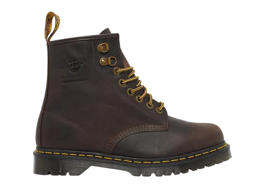 ディスイズネバーザット × ドクターマーチン 1460 8ホール ブーツ "チェスナットブラウン"