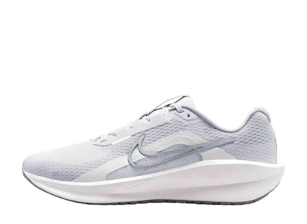 ナイキ ダウンシフター13 "フォトンダスト/ファントム/サミットホワイト/ライトスモークグレー"