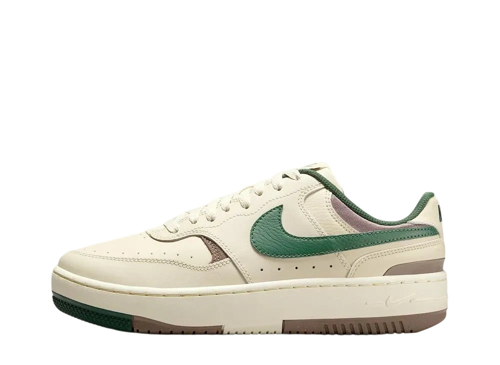 ナイキ ウィメンズ ガンマフォース "ライトカーキ/ミンクブラウン/ココナッツミルク/ファー"