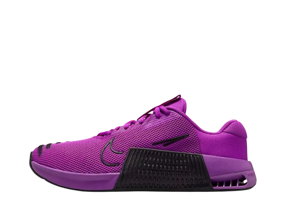 ナイキ ウィメンズ メトコン9 "ビビッドパープル/ボールドベリー/ブラック"