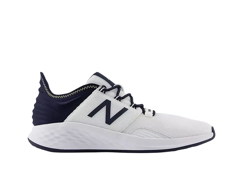 ニューバランス フレッシュフォーム ローブ ゴルフ "ホワイト/ネイビー"