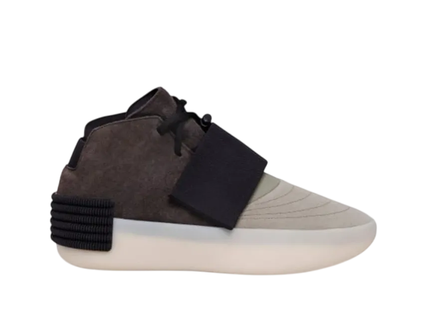 アディダス フィアオブゴッドアスレチックス トレーナー "ナイトブラウン/セサミ"