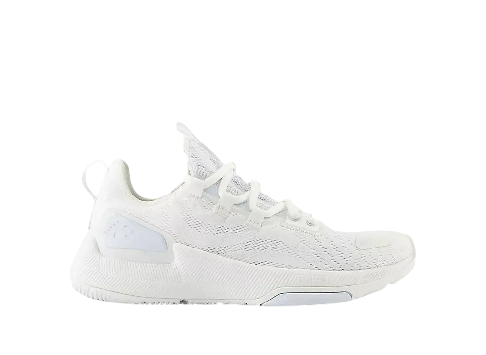 ニューバランス ウィメンズ フューエルセル トレーナーV2 "ホワイト/アイスブルー"