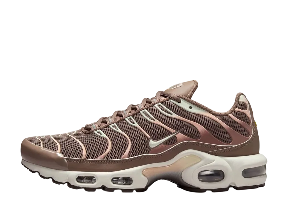 Nike Women's Air Max Plus "Mink Brown/Baroque Brown/Sail/Metallic Silver"