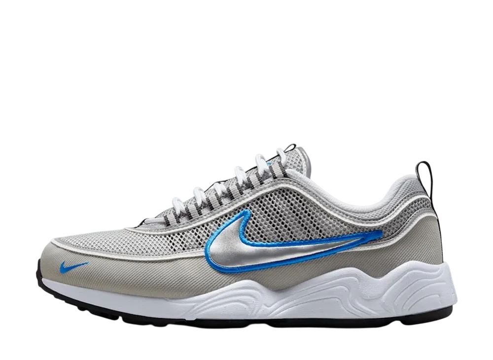 ナイキ エア ズーム スピリドン "メタリックシルバー アンド シグナルブルー"