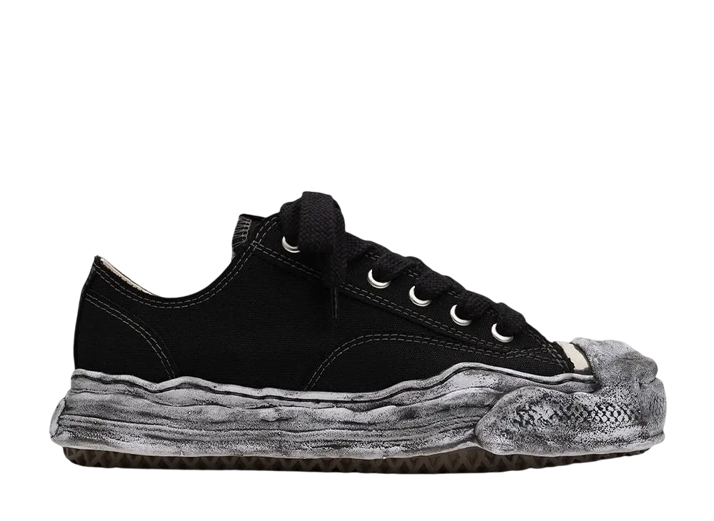 メゾンミハラヤスヒロ ハンク OG ソール ガーメントダイ キャンバス ロートップ スニーカー "ブラック" (A14FW744)