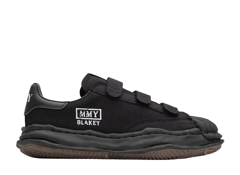 メロウィルメロディアス セール】《adidas》GALAXY 7 W EXTRA WIDE（スニーカー