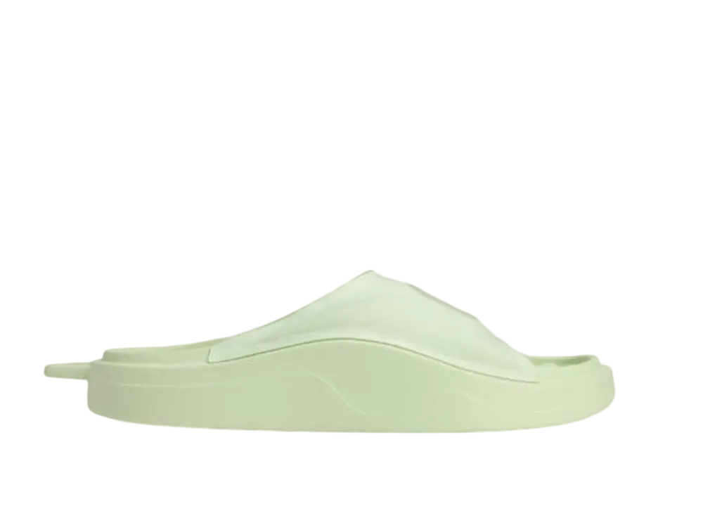 ステラマッカートニー × アディダス ウィメンズ スライド "ヘイロー/カーボン"