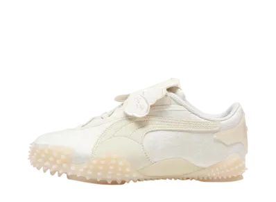 コリーナストラーダ × プーマ ウィメンズ モストロ "ウォームホワイト"