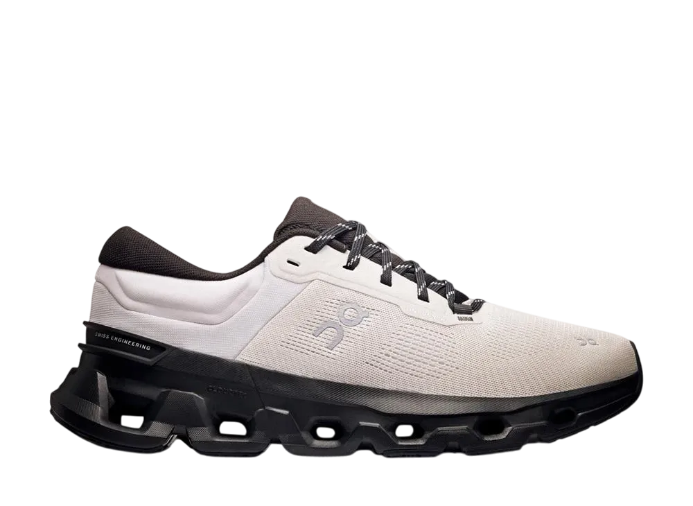 オン クラウドフライヤー5 "ウルフ/ブラック"