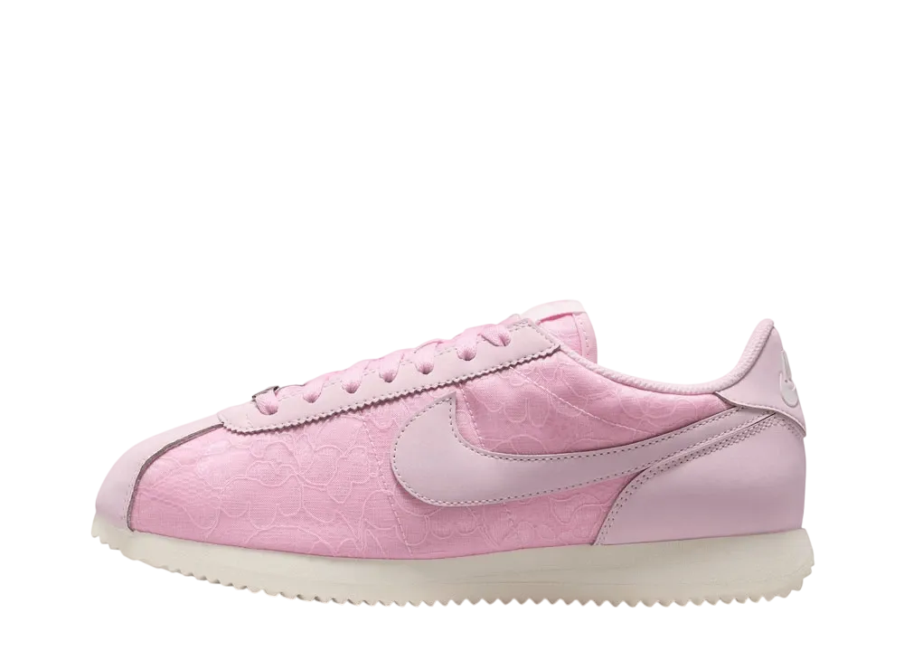 ナイキ ウィメンズ コルテッツ "ピンクフォーム/ソフトペール/サミットホワイト"