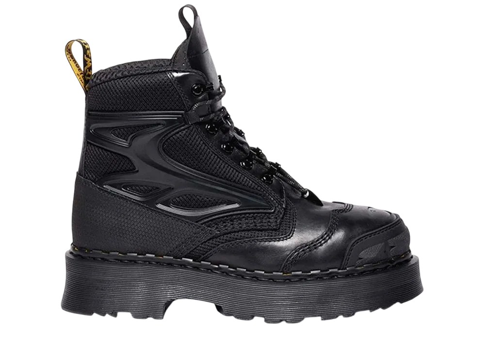 ドクターマーチン 14XX エクソシールド XX01 8ホール ブーツ "ブラック"