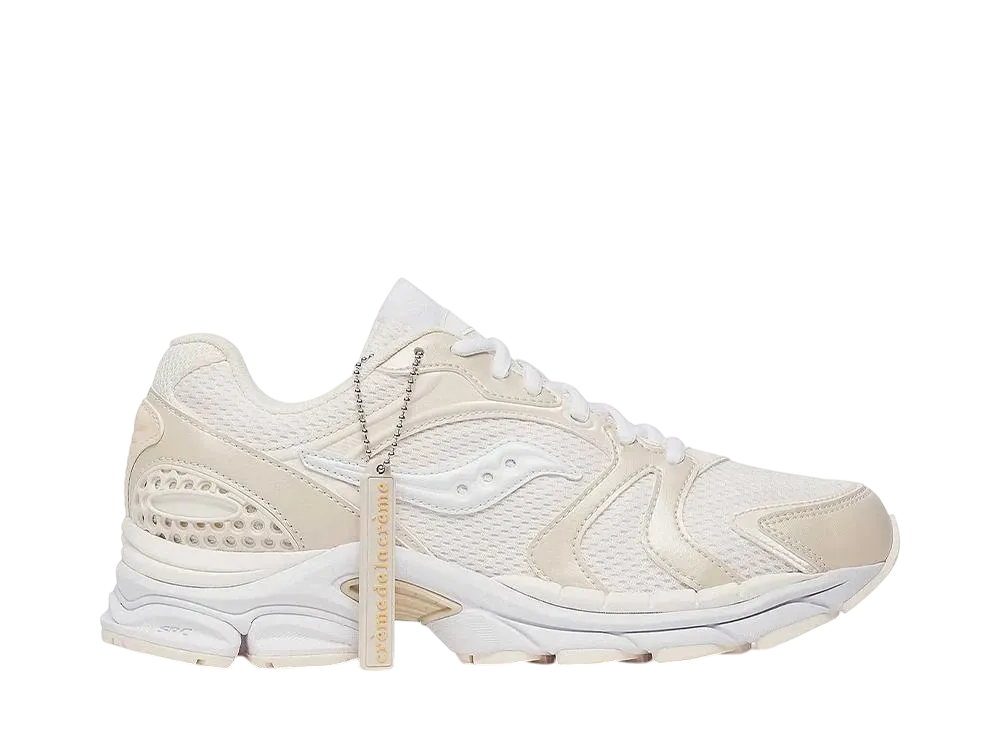 サッカニー プログリッド トライアンフ4 "ギャレンタインデー"