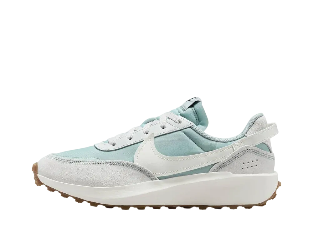 ナイキ ウィメンズ ワッフル デビュー "ライトパミス/フォトンダスト/ガムミディアムブラウン/セイル"