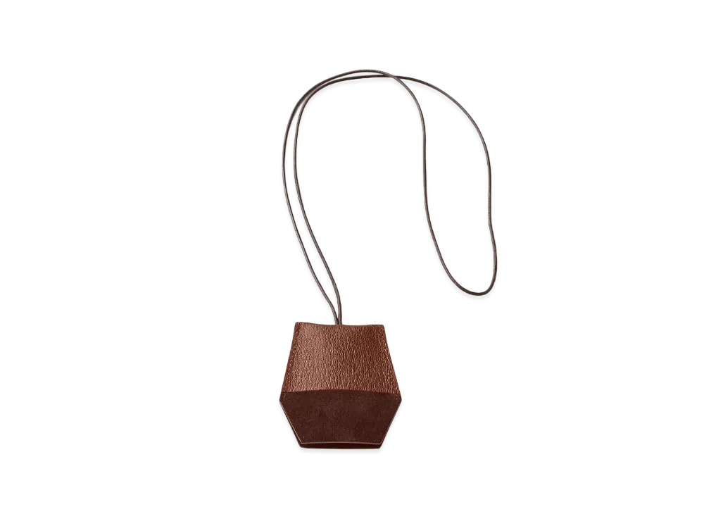 SEDAN ALL-PURPOSE Clochette 'Small Bell' "Double Brown"