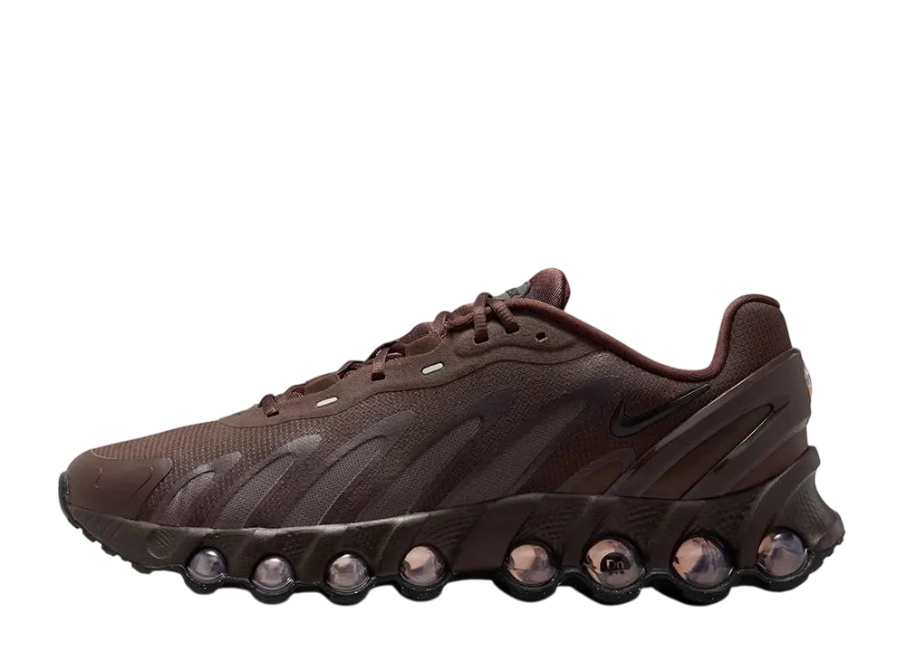 ナイキ エアマックスDN8 "トリプルブラウン"