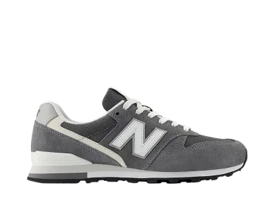 New Balance Women's 996V2 "Olivine/White/Silver Metallic"