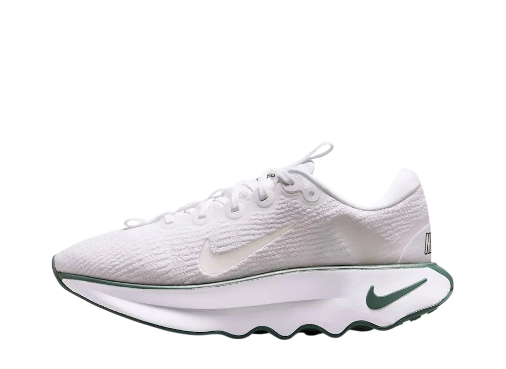 ナイキ ウィメンズ モティバ "ホワイト/サミットホワイト/ヴィンテージグリーン/ホワイト"