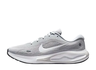 ナイキ ジャーニーラン "ウルフグレー/ピュアプラチナム/クールグレー/ホワイト"