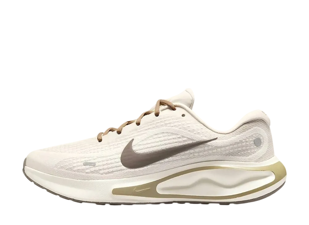 ナイキ ジャーニーラン "ファントム/カーキ/ニュートラルオリーブ/ケイブストーン"