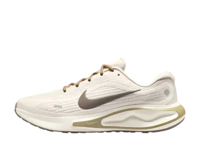 ナイキ ジャーニーラン "ファントム/カーキ/ニュートラルオリーブ/ケイブストーン"