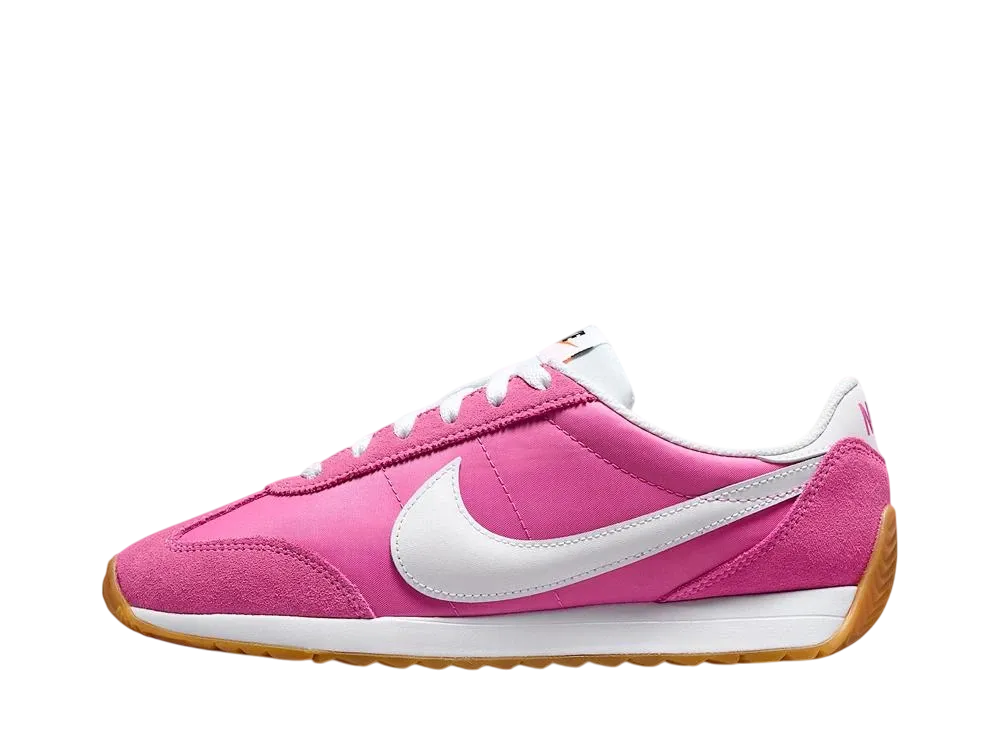 ナイキ ウィメンズ パシフィック "プレイフルピンク/ガムライトブラウン/セーフティオレンジ/ホワイト"