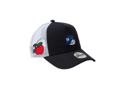 NEW ERA x HELLO KITTY Youth 9Forty A-Frame Tracker "Navy"