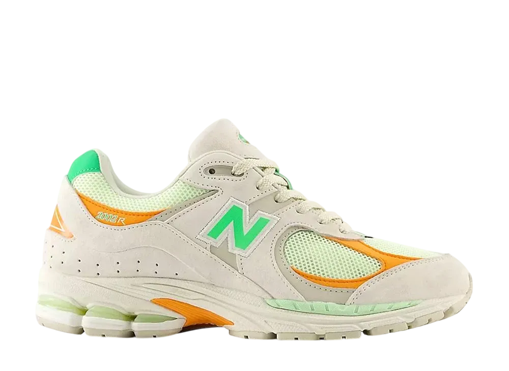 ニューバランス 2002R "リネン/グリーンアップル/シズル"