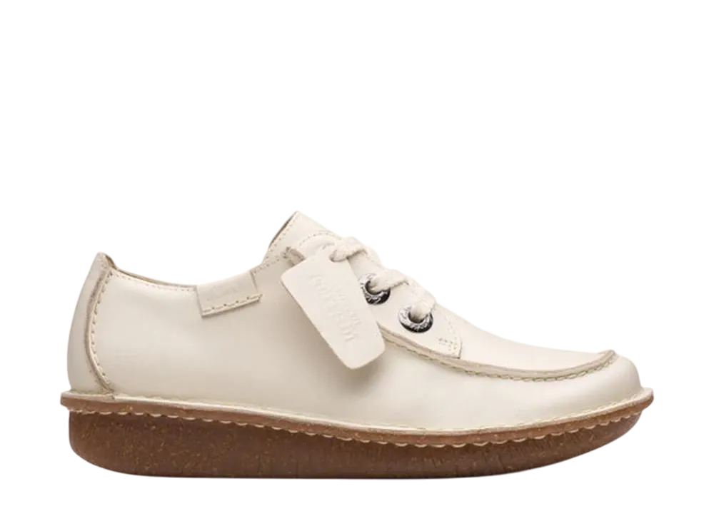 クラークス ウィメンズ ファニードリーム "クリームレザー"