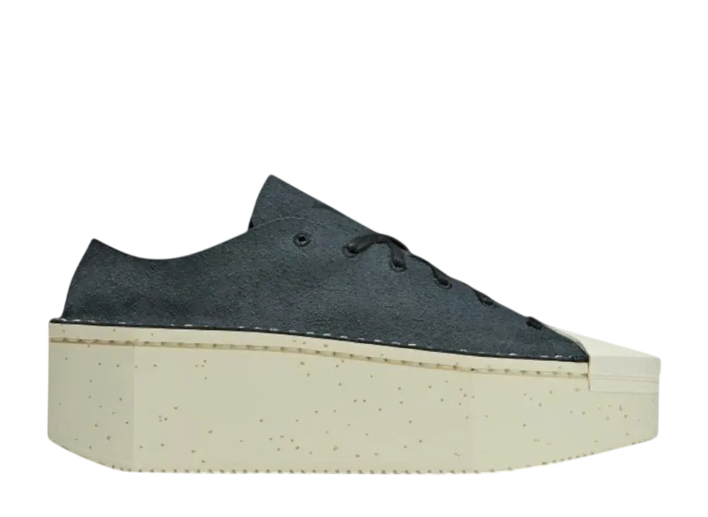 アディダス ワイスリー キャス ロー "ブラック/クリームホワイト"