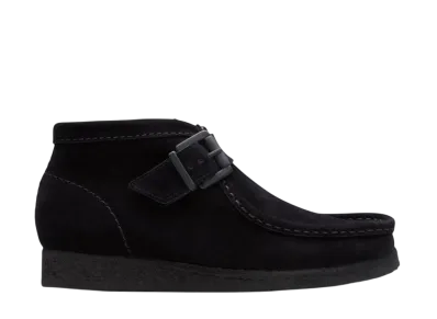 クラークス ウィメンズ ワラビーブーツ バックル "ブラックスウェード"